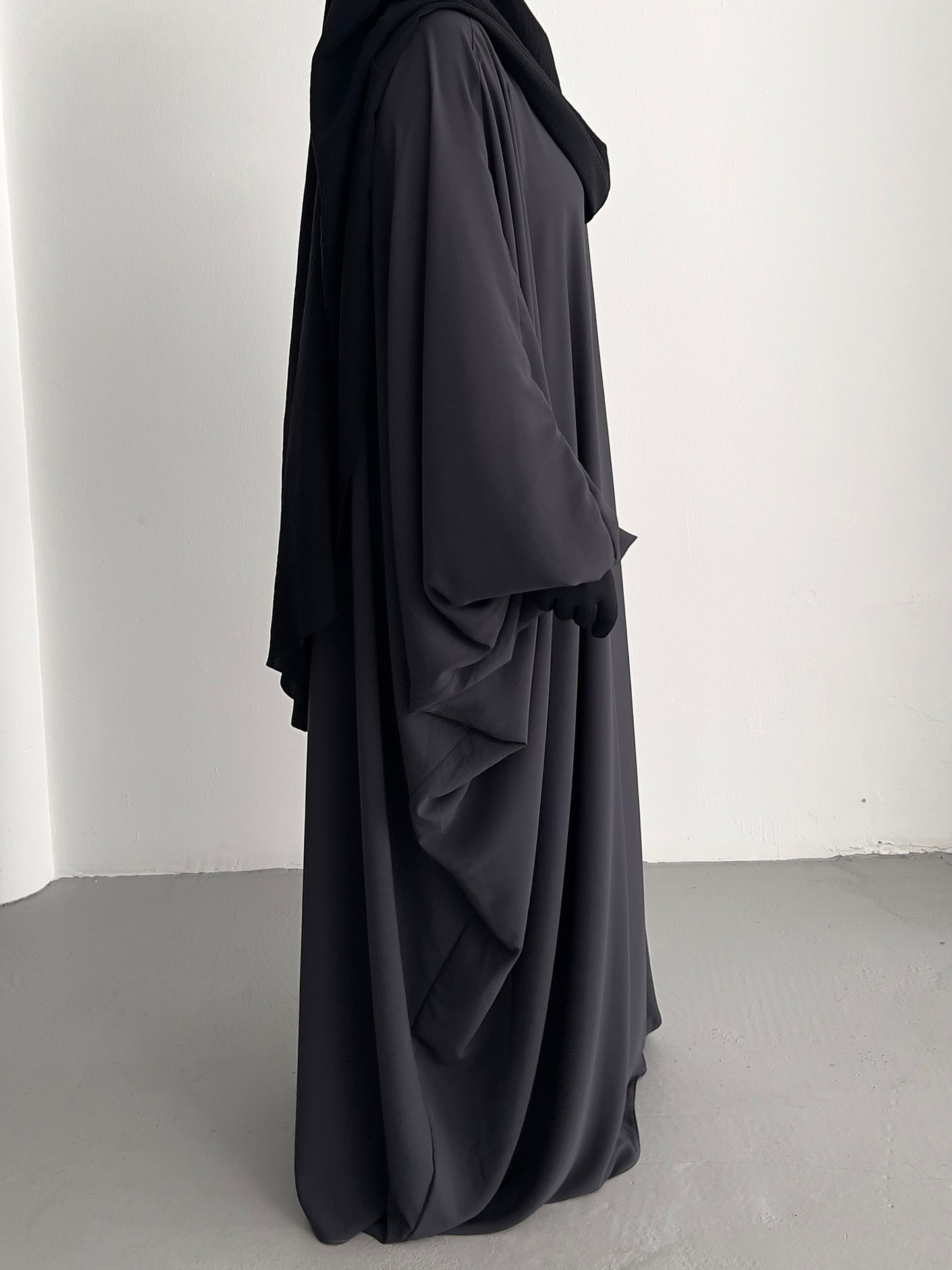 Batwing Abaya - Charcoal Grey