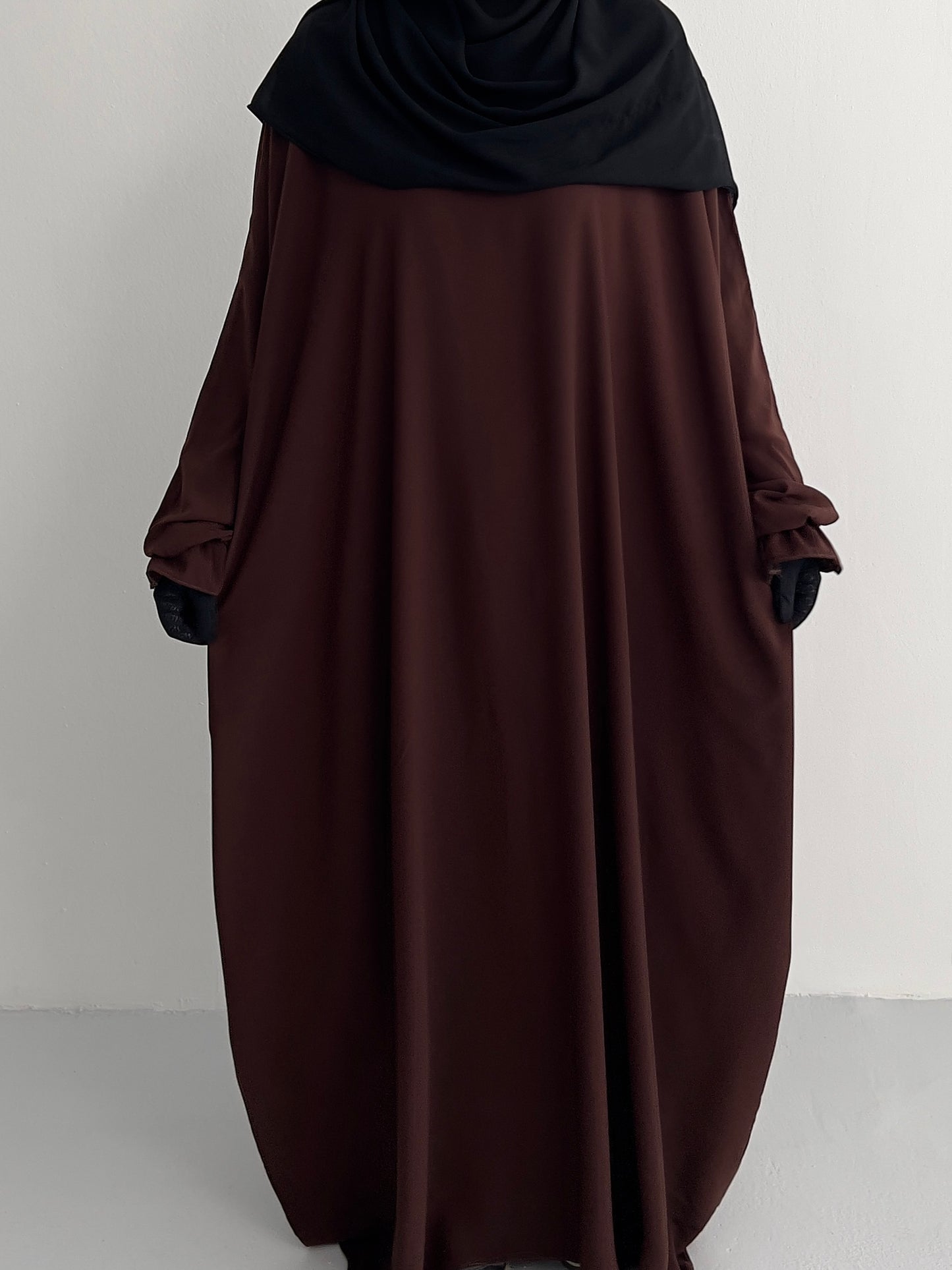 Batwing Abaya - Dark brown